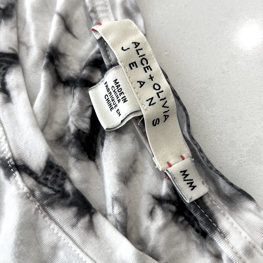 Alice + Olivia Shira Roll Sleeve Tie Dye Tee - Picture 5 of 7